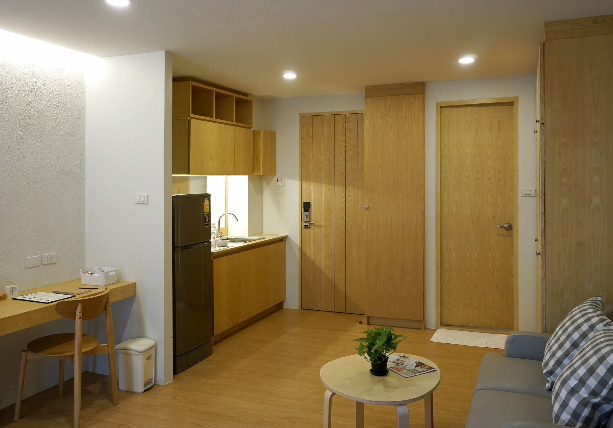 Benri Sriracha Residence Si Racha Extérieur photo
